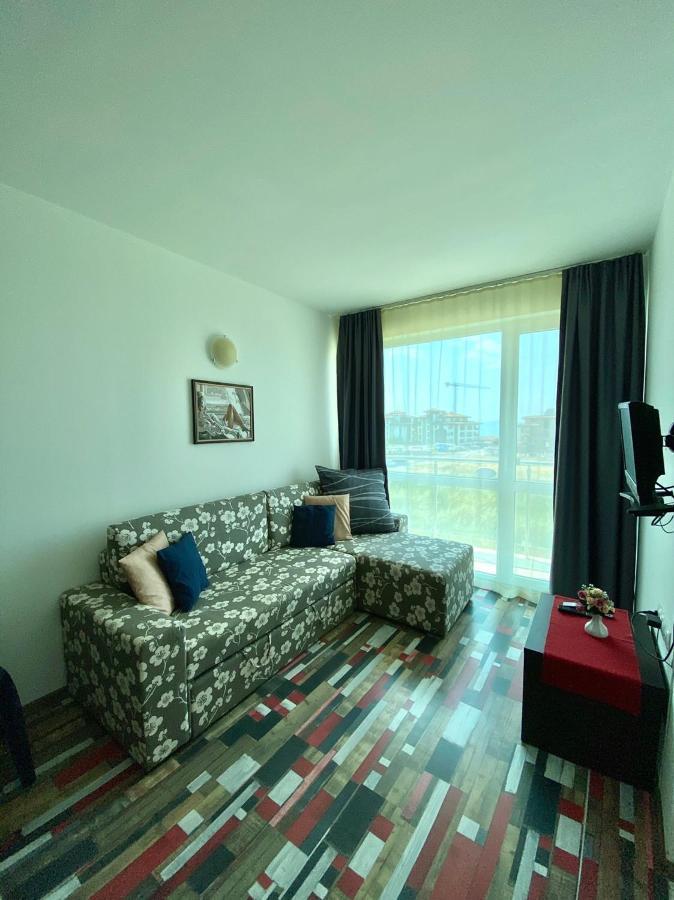 Прекрасен Апартамент С Изглед Към Морето Сарафово 2 Burgas Stad Buitenkant foto